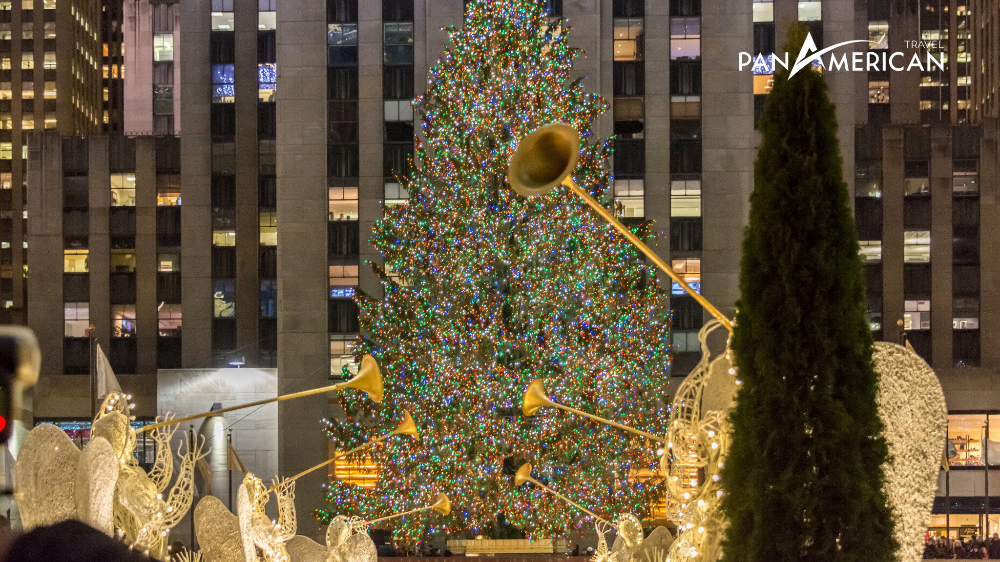 Giáng sinh lộng lẫy ở trung tâm Rockefeller, New York