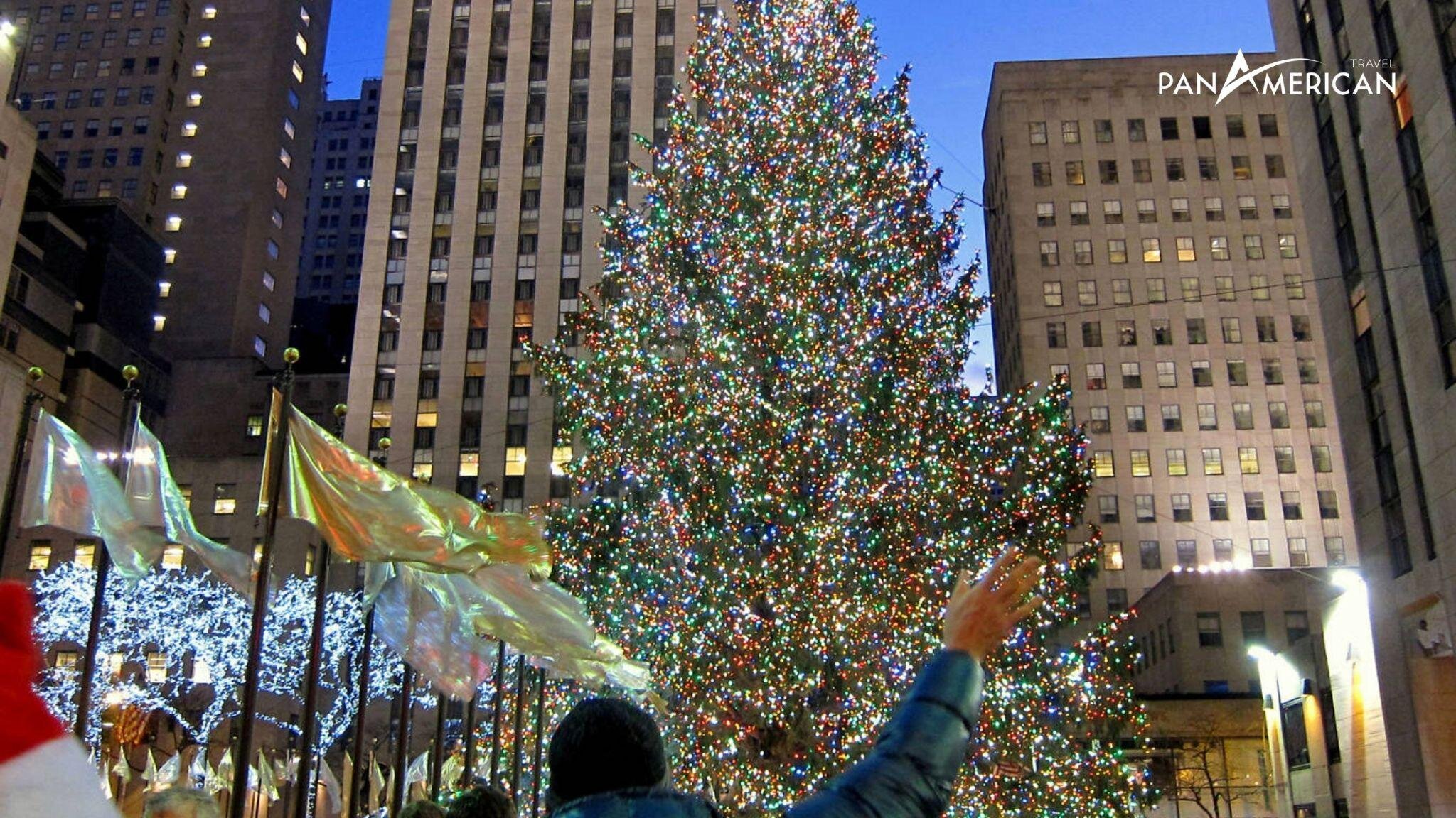 Lễ thắp đèn đã trở thành một truyền thống không thể thiếu được mỗi mùa Giáng sinh