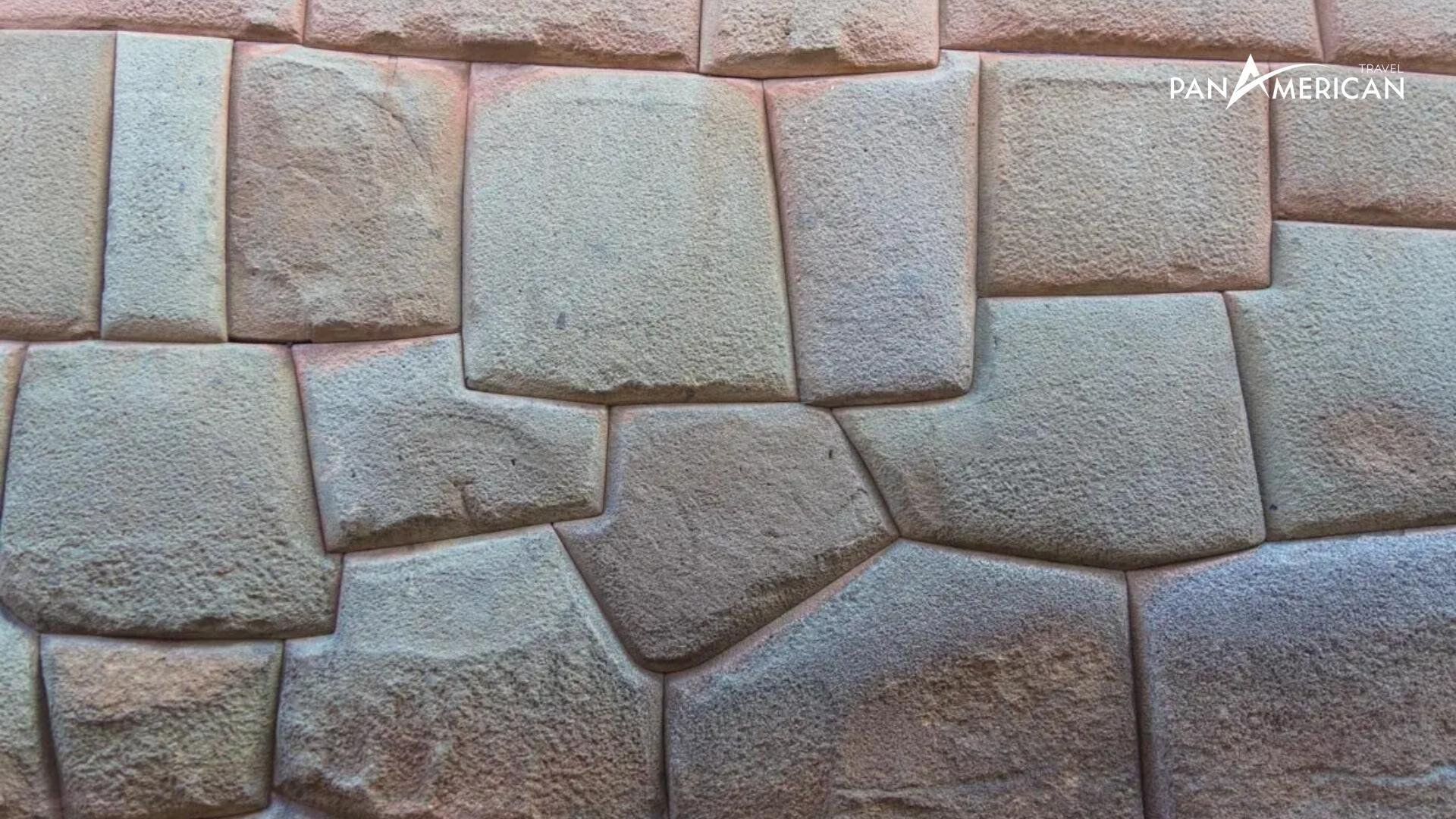 Nếp khít ấn tượng của các bức tường ở Machu Picchu