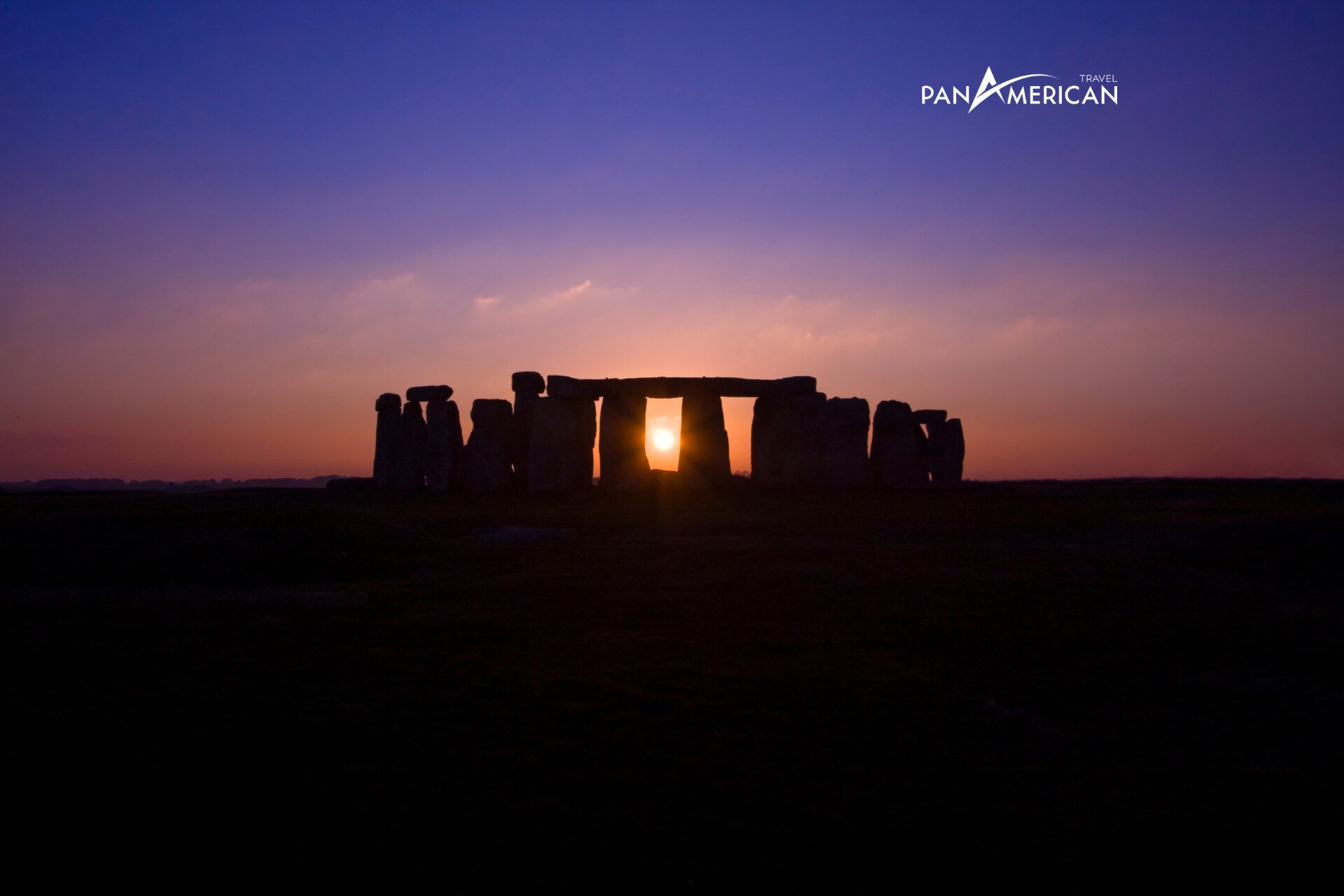 Vị trí đón ánh bình minh tuyệt vời của Stonehenge