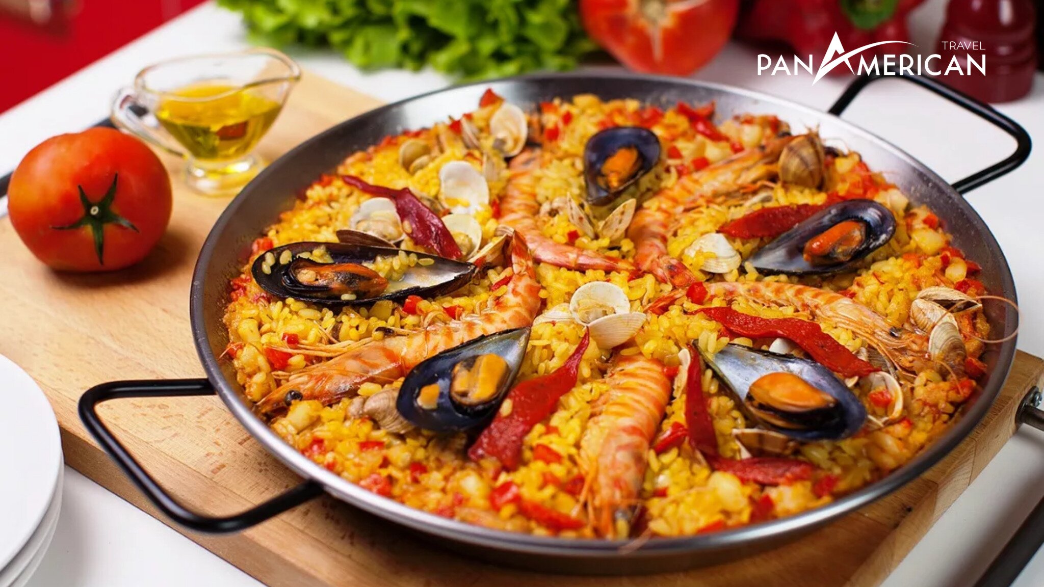 Món cơm rang thập cẩm Paella Valencia hải sản quen thuộc với khách du lịch