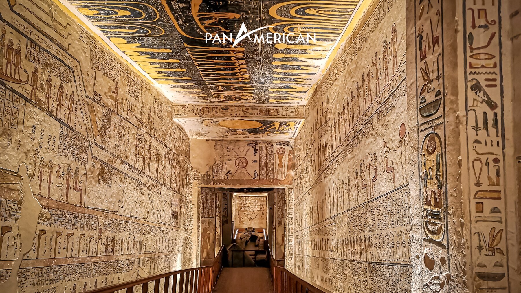 Trong lăng mộ của Ramses VI