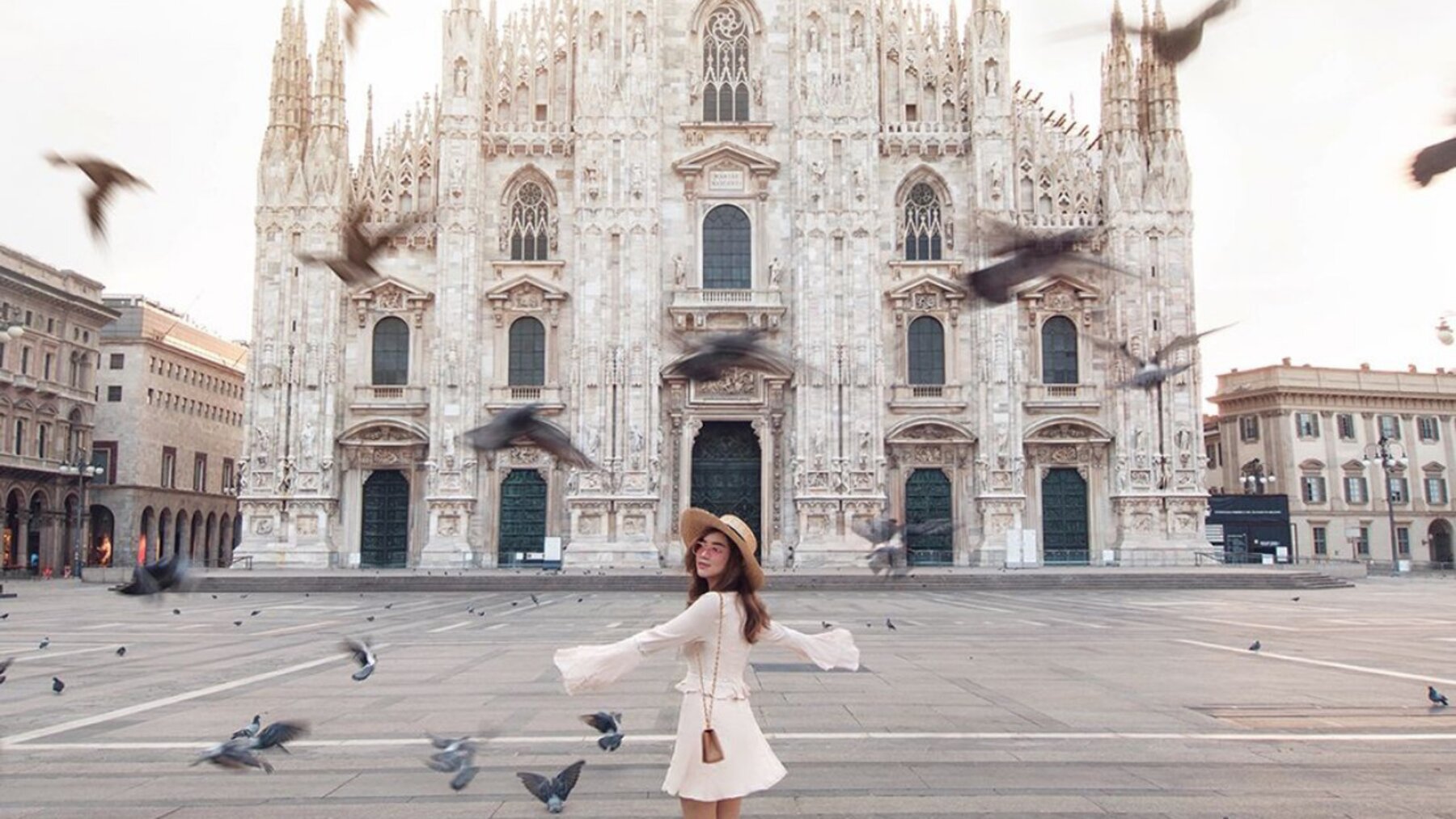 Lưu ý mặc trang phục phù hợp khi tham quan nhà thờ Duomo Milan