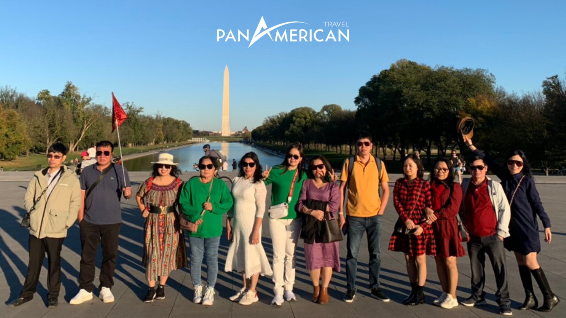 Ảnh khách hàng đoàn du lịch Mỹ của Pan American Travel ghé thăm Washington D.C.