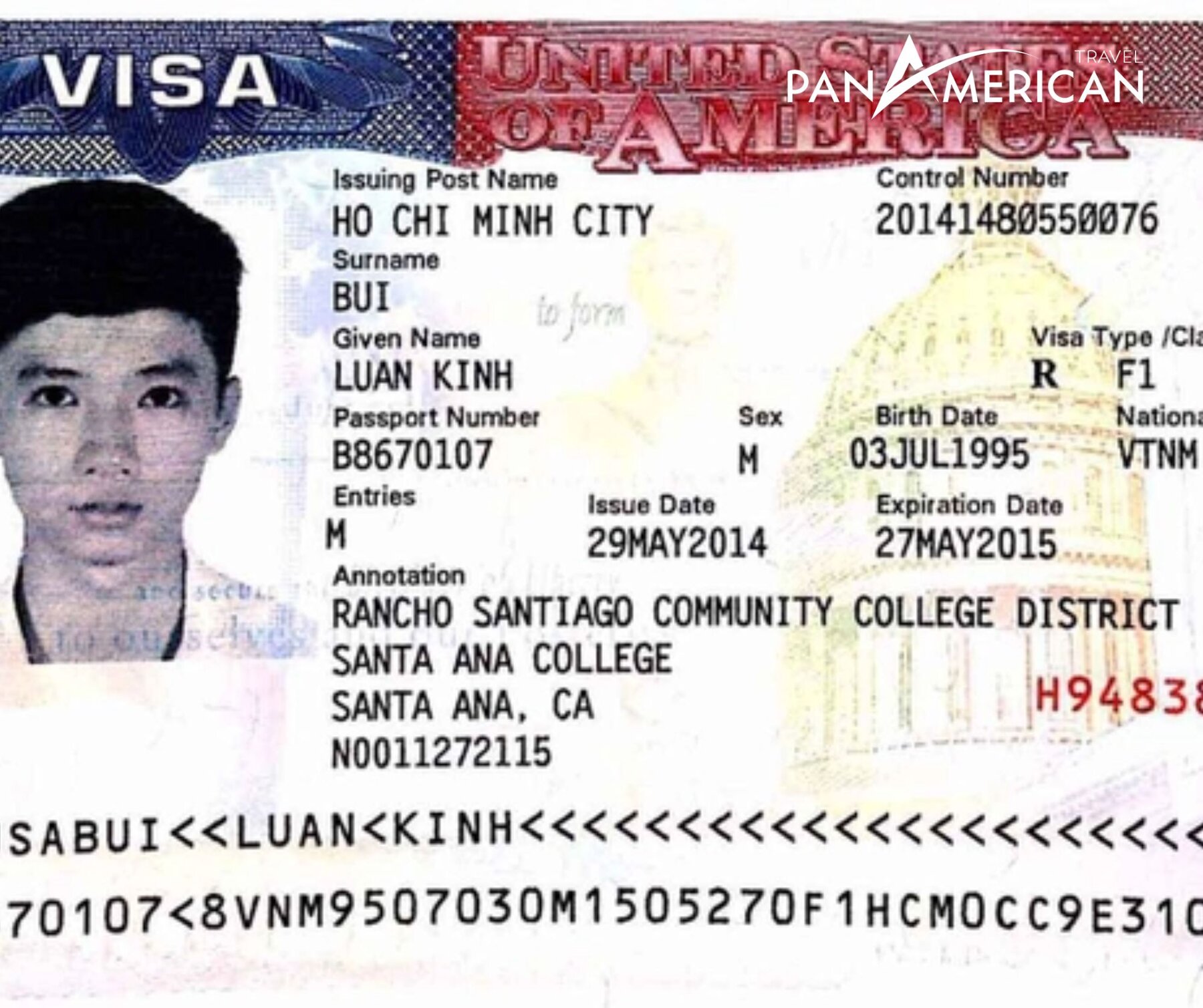 Visa Mỹ được dán trong hộ chiếu